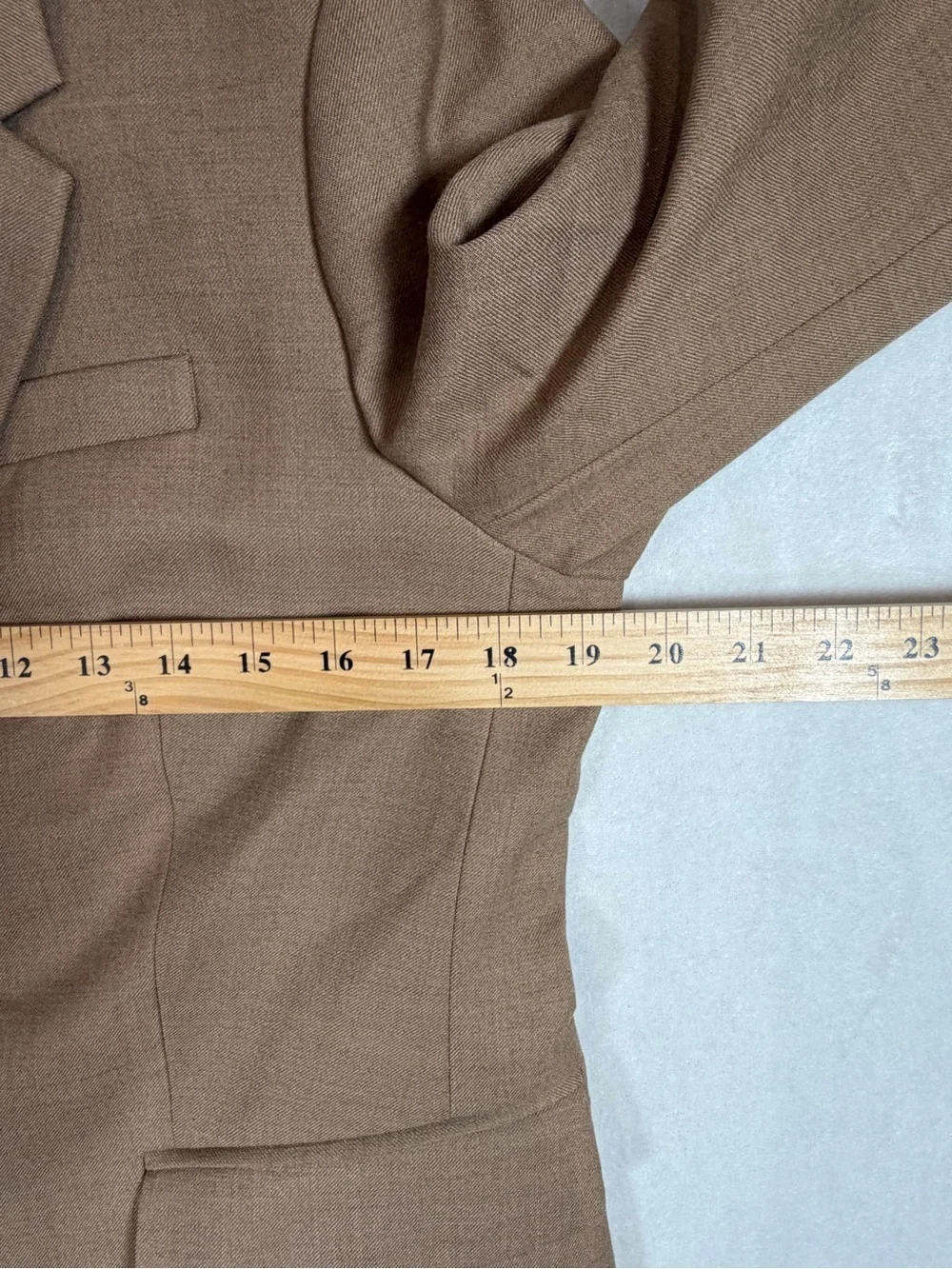 J. Crew Women's Gold Button Size 10 Wool Blend Camel Brown Tailored Blazer